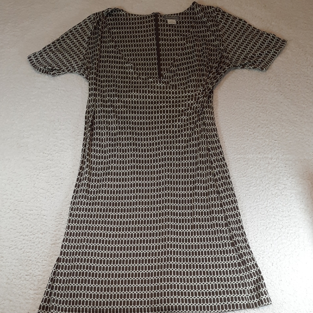Tommy Bahama Large Silk short sleeve v neck silk Dress 545